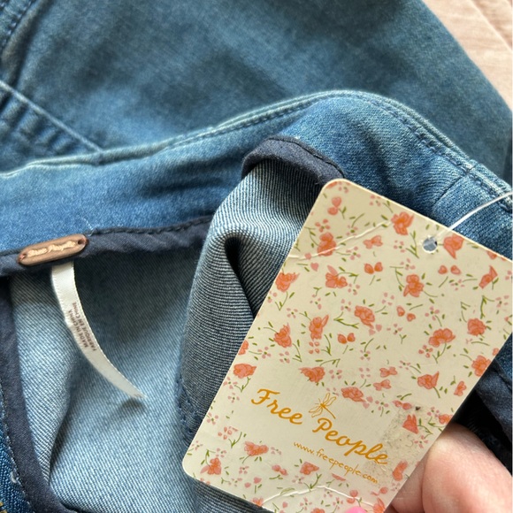 NWT Free People Denim Skirt (size 12) - Picture 5 of 8